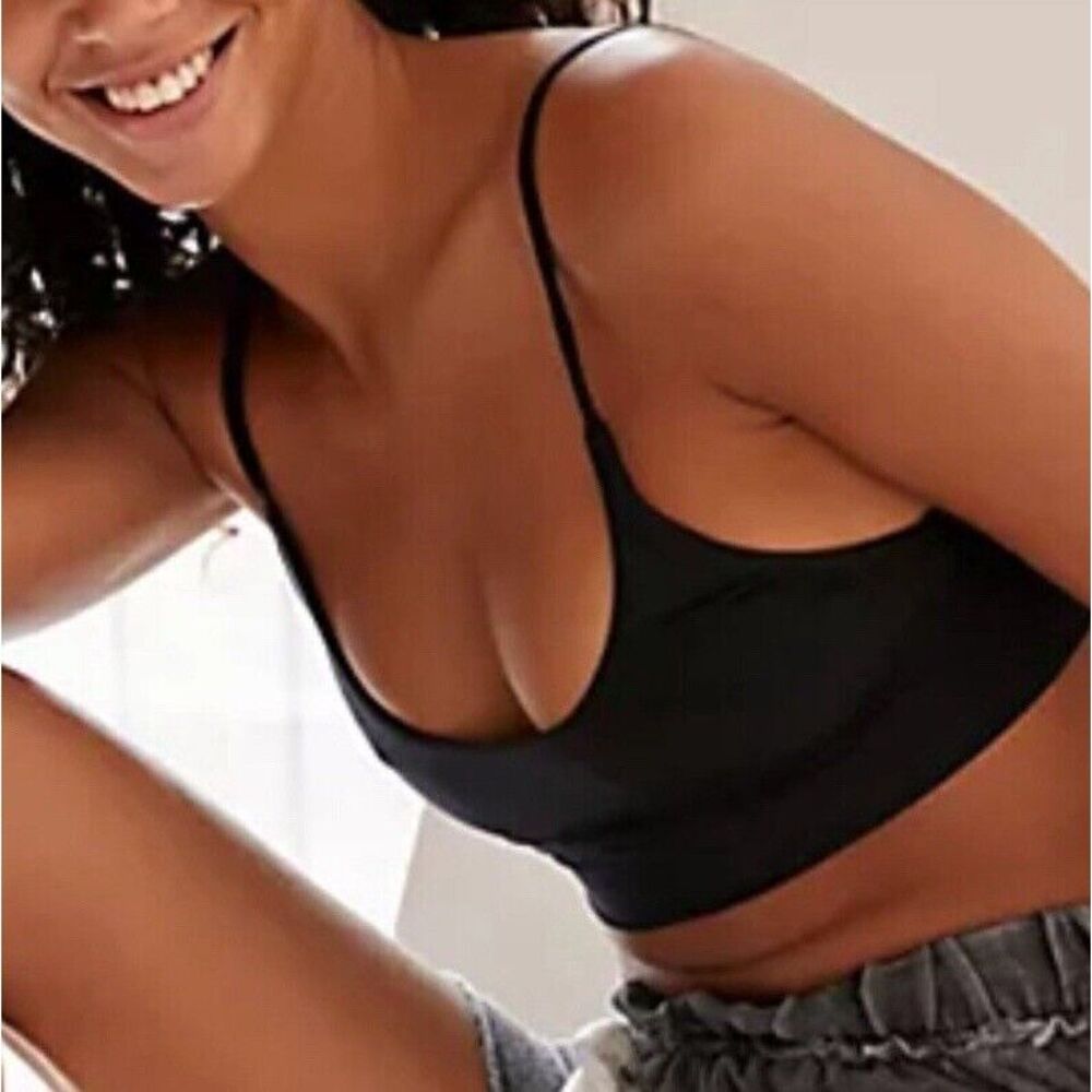 We Are HAH Cami BrHAH‎ Noir Size XS NWT Free People